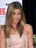 Jennifer Aniston se muestra Simpática